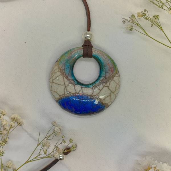 colgante tricolor rakú